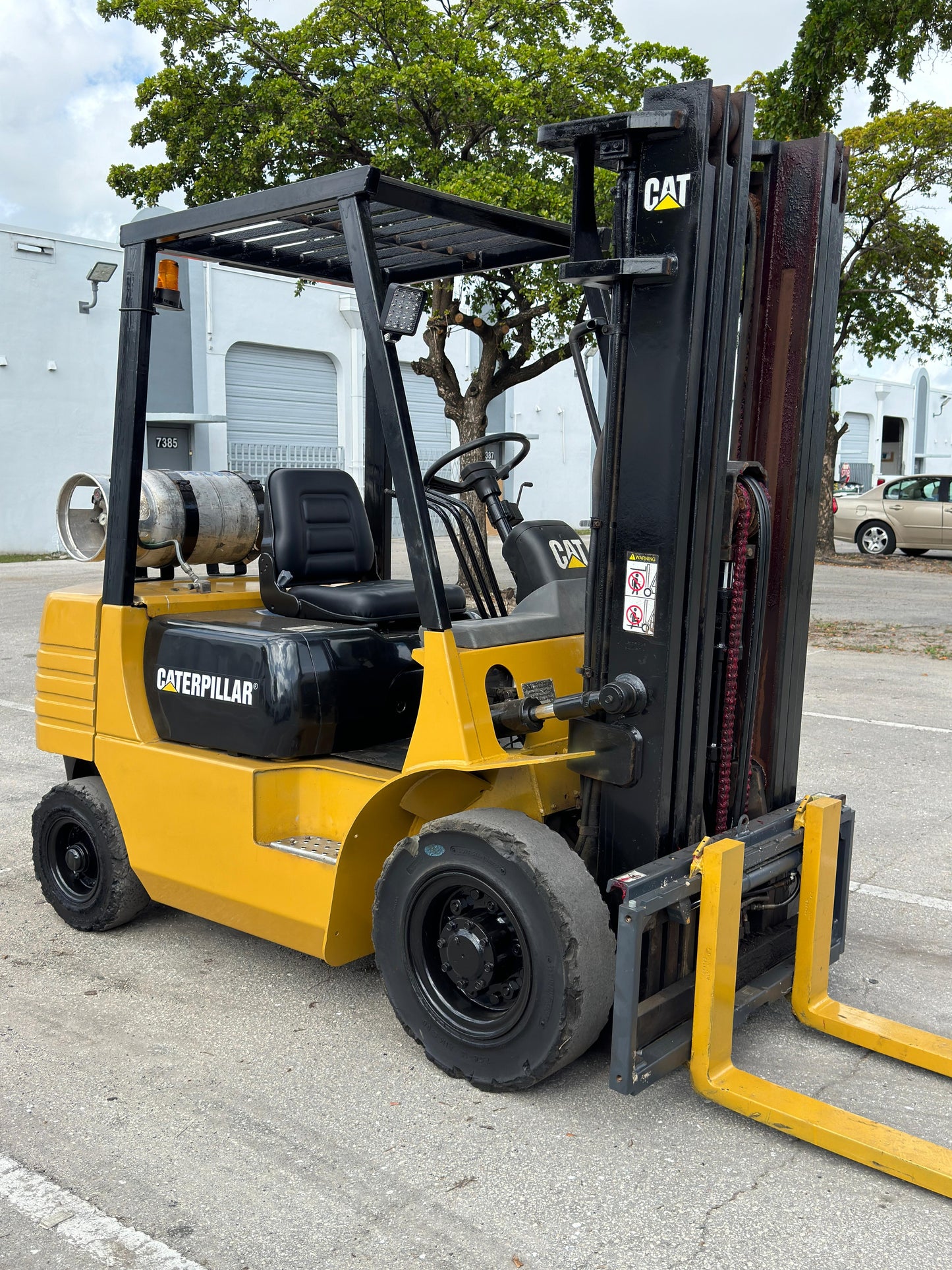 Forklift Caterpillar GP25 5000 lb 189 inches Side Shift