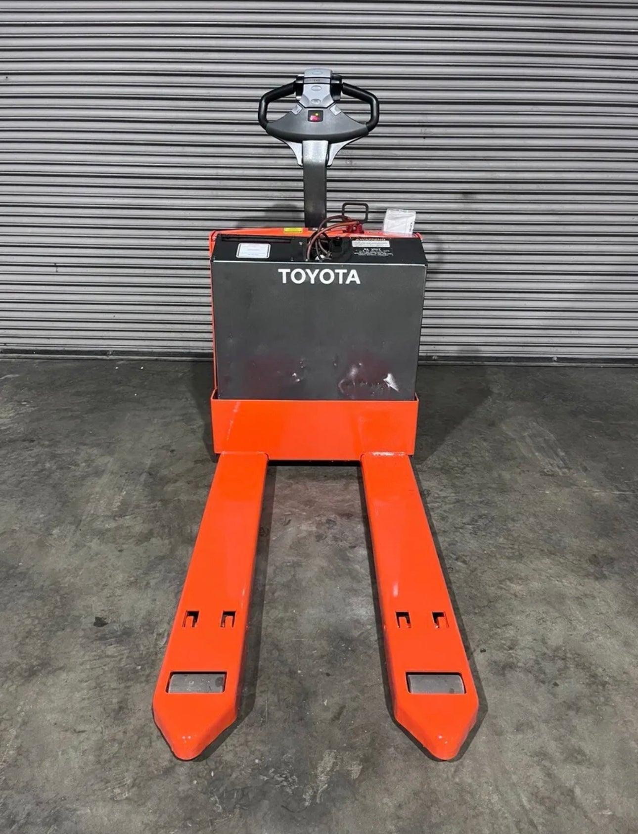 ELECTRIC TOYOTA 7HBW23 ELECTRIC WALKIE PALLET JACK